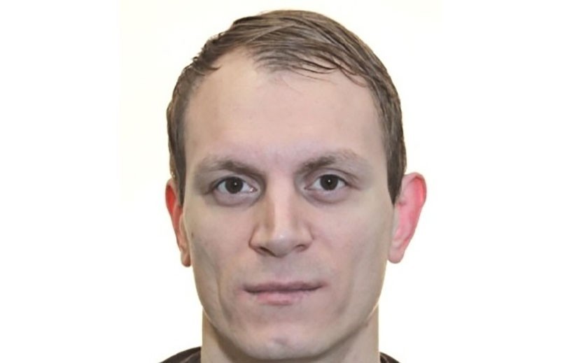 Йыхвиская полиция просит помощи в розыске подозреваемого в преступлении против имущества