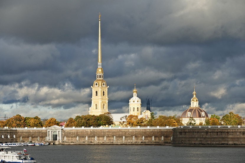 МИД России разъяснил порядок въезда в Санкт-Петербург по электронной визе