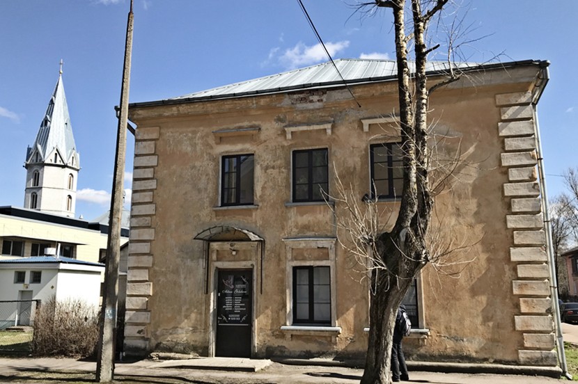 Получивший 18 лет за убийство жены в салоне красоты нарвитянин хочет смягчения наказания