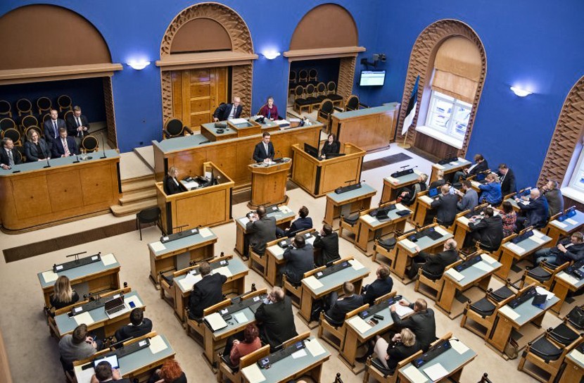 Проект закона пенсионной реформы прошел первое чтение в Рийгикогу