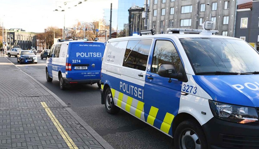 В Таллинне удиравший от полиции 15-летний водитель спровоцировал лобовое столкновение