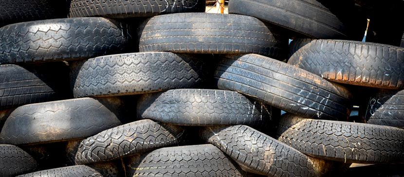 МВД: в случае пожара на свалке старых шин в Тарту придется эвакуировать треть города