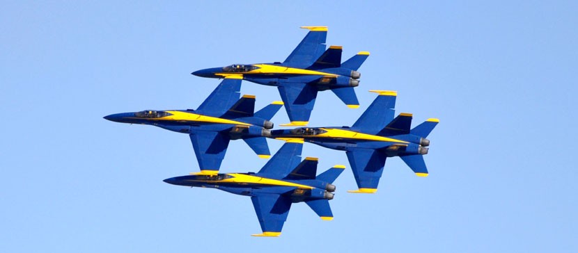 Военные самолеты пролетят над школами Кохтла-Ярве по инициативе госгимназии