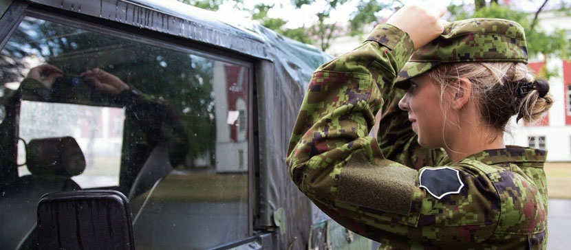 В Нарве тоже! Женщинам расскажут о великолепных перспективах, открывающихся в эстонской армии