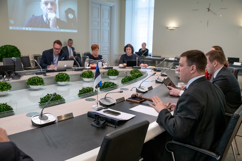 Государство разрабатывает меры поддержки пострадавших от коронавируса предприятий