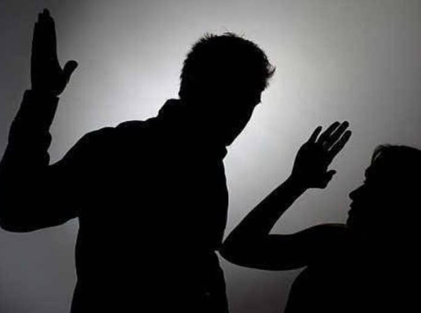 Мужчина, ударивший свою пожилую мать, взят под стражу на срок до двух месяцев