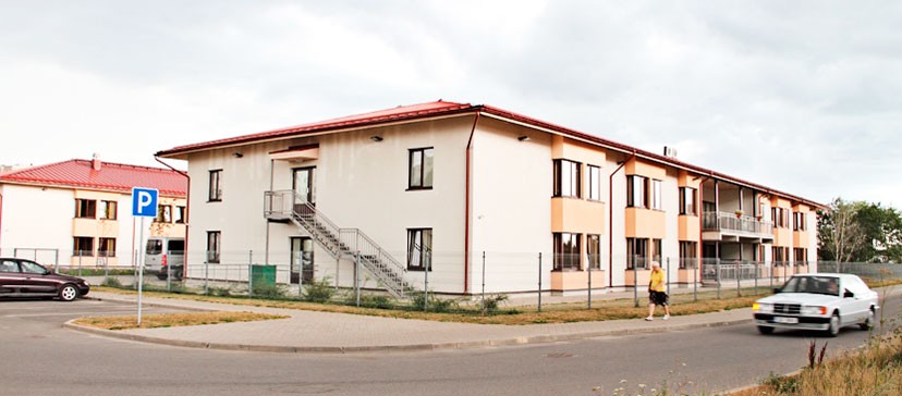 У двух работников Нарвского дома попечения обнаружили коронавирус. Пяти предположительно заболевшим клиентам повторные тесты сделают сегодня