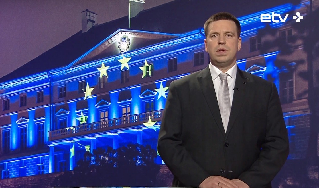 Обращение Ратаса: ношение маски должно стать сейчас нормой