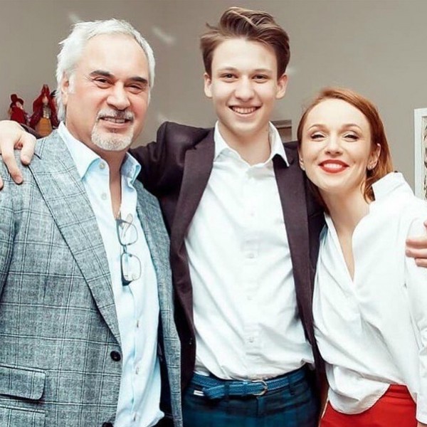 Альбина Джанабаева в свой день рождения сделала лучший подарок Меладзе