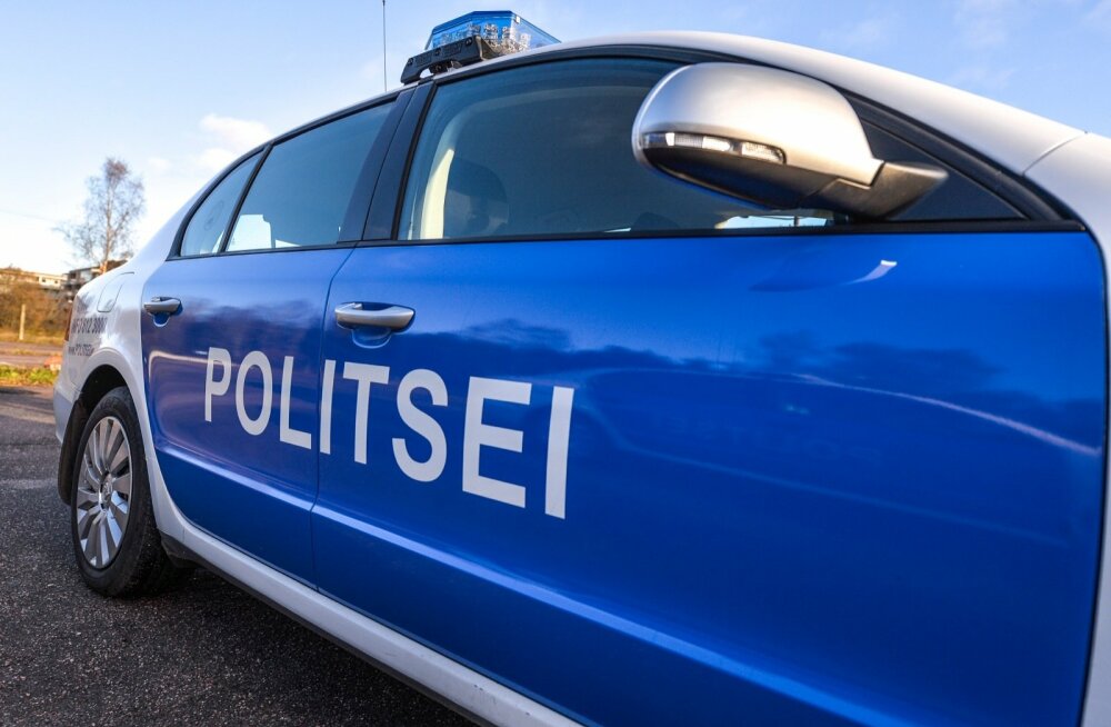 Полицейские задержали молодых людей, угнавших в Тапа автомобиль