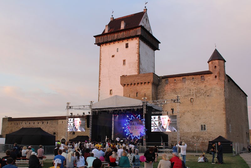 С июля в Эстонии можно проводить массовые мероприятия с числом участников до 1000 человек
