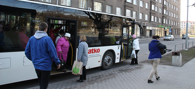 Продолжат ли и после 18 мая нарвские автобусы перевозить не более 17 человек одновременно? Ждут указаний правительства