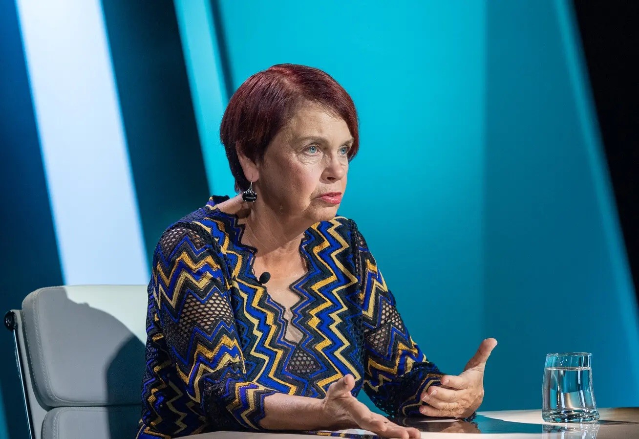 Правительство обсуждает ужесточение противовирусных ограничений