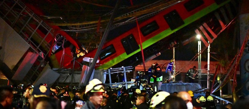 Более 10 человек погибли при обрушении метромоста в Мехико