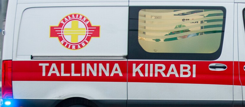 Таллиннская скорая помощь уволит непривитых от коронавируса работников