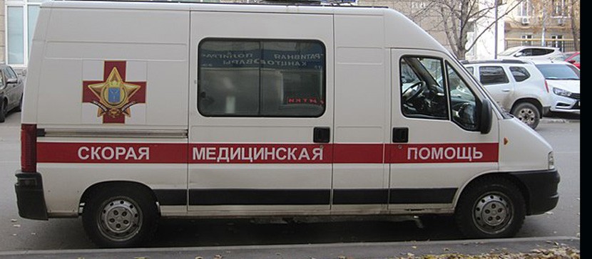Россиянин пришел сдать тест на COVID-19 и умер на пороге больницы