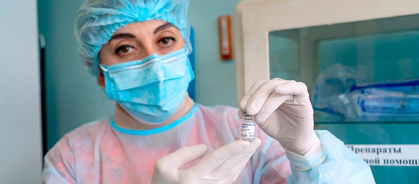 В Нарве привившиеся "Спутником" хотят получить укол и другой вакциной