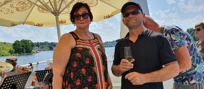 Нарвский речной трамвай Caroline: не только поездки, но и вечеринки