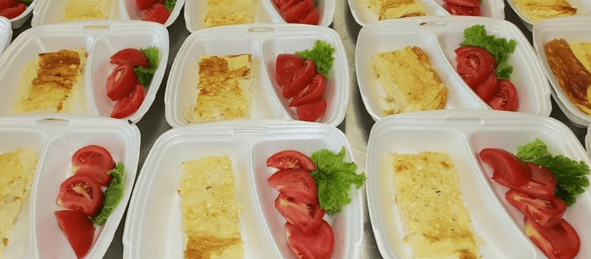 В полученных от мигрантов термосах находили мочу и экскременты