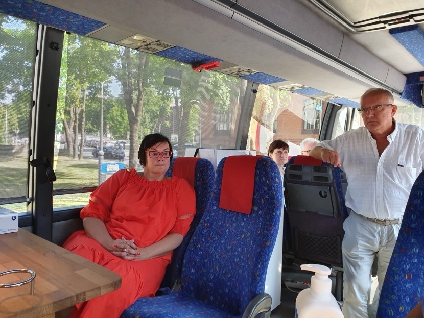 В Нарве и окрестных дачах теперь можно вакцинироваться в автобусе