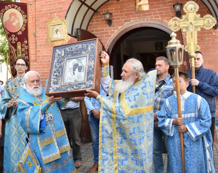 Митрополит Евгений: даже в пандемию нет преград для молитвы