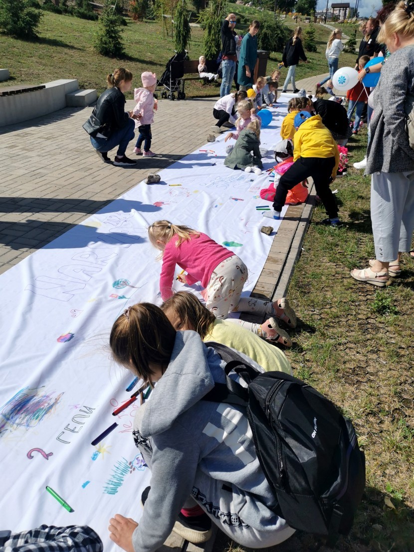 Праздник от «Мам Нарвы» горожанам пришелся по душе