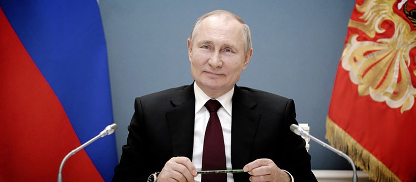 Путин перед выборами распорядился выплатить пенсионерам по 10 тысяч рублей