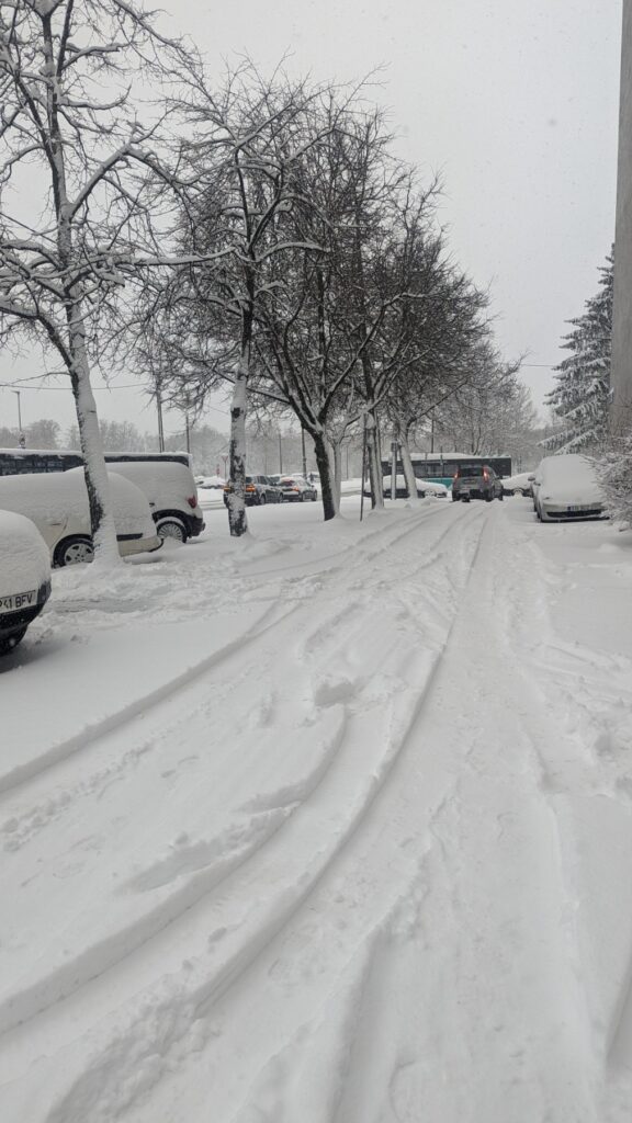 Департамент транспорта: на дорогах по всей Эстонии создались зимние условия