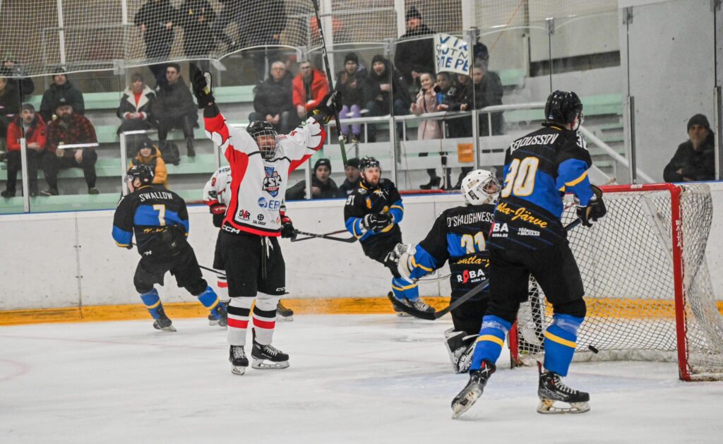 Narva PSK defeated Sputnik 13: 2 and went to the final (supplemented)