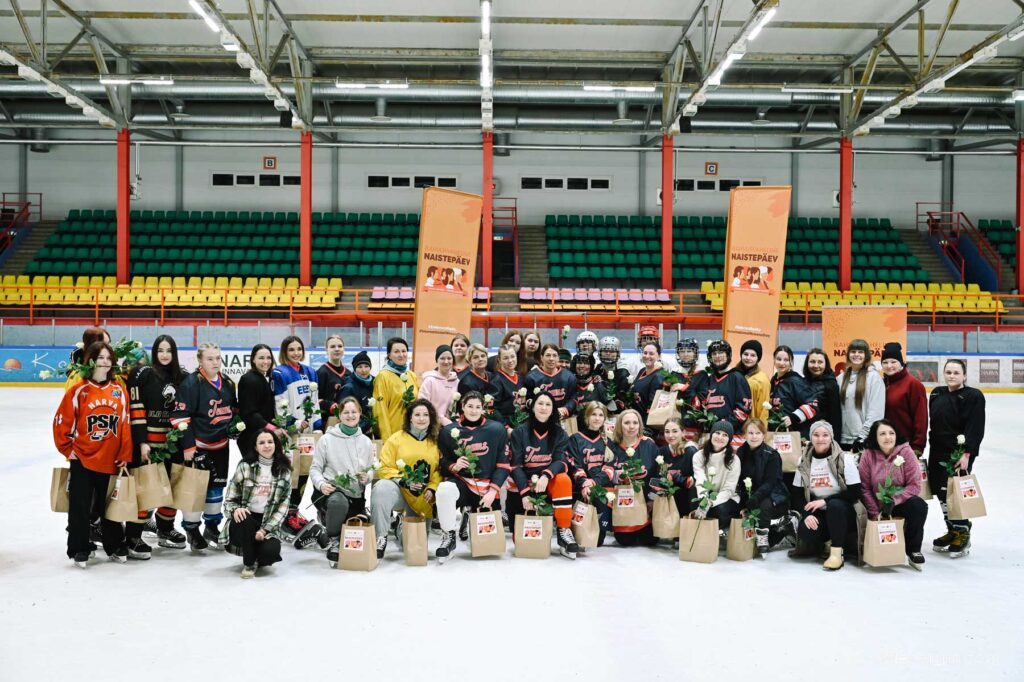 Women Narva gathered for open training in hockey in honor of March 8: sports, health and support from AHF and Linda Kliinik