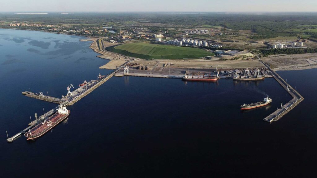 Tieit Vyakhi bought the port of Sillamae from Russian partners