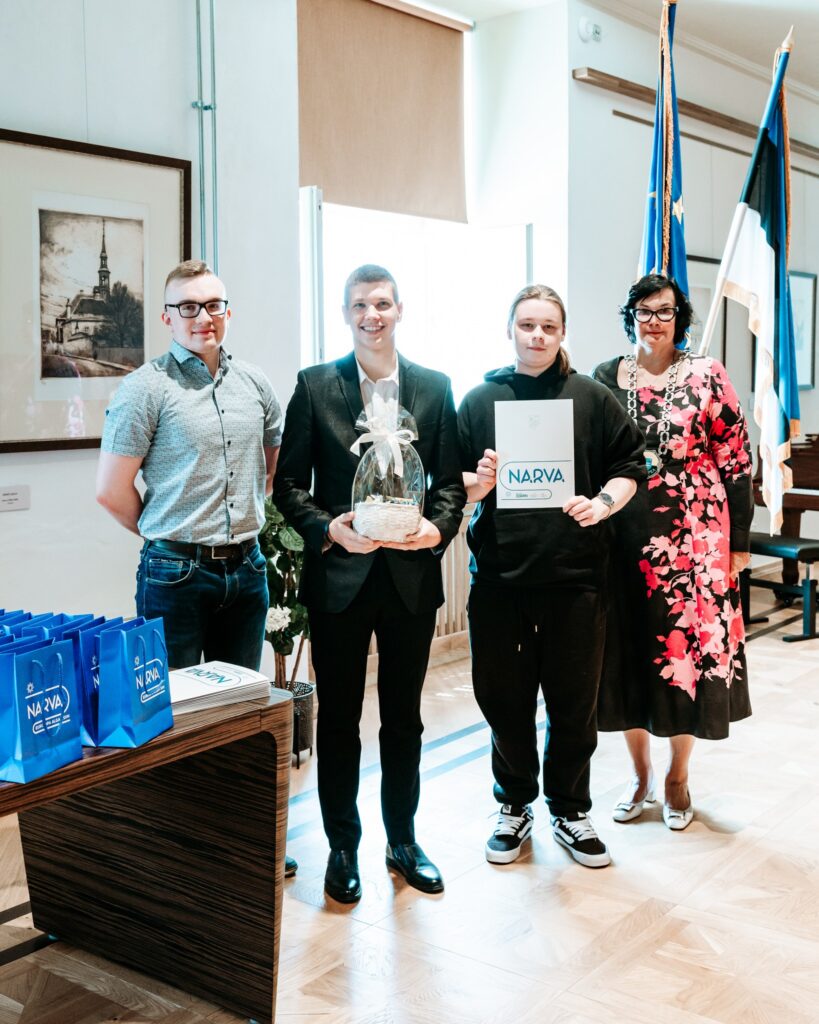 The best schoolchildren and teachers were honored in Narva