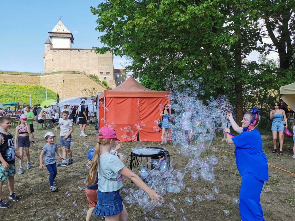 Where to go in Narva this weekend: Gastroyarmarka “Tastes of Narva”, musical, exhibitions, excursions, Zumba and salsa