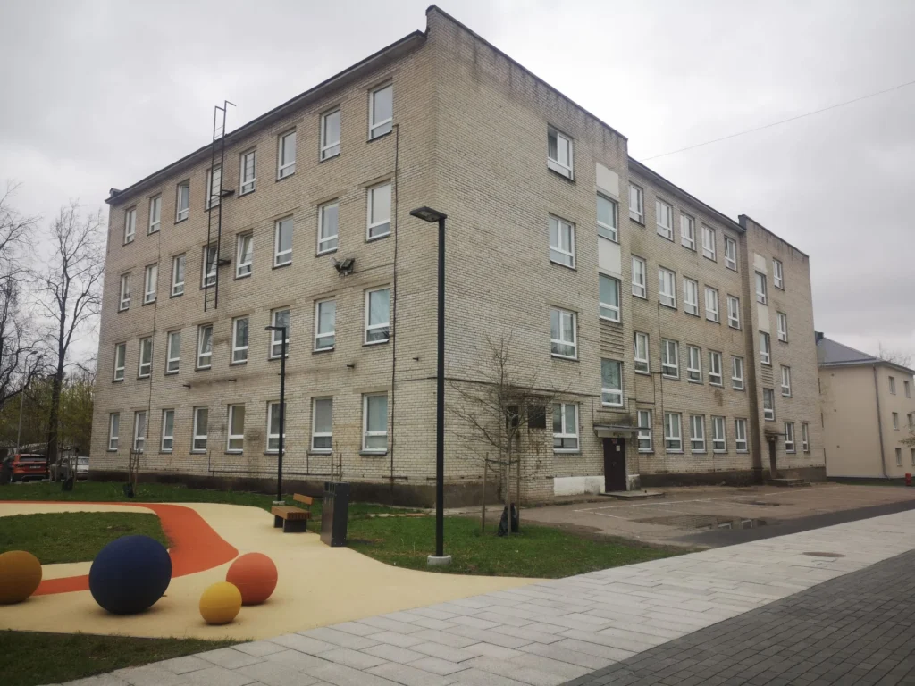 Katri Raik proposed publicly discussing the move of the music school to another building. The date was set