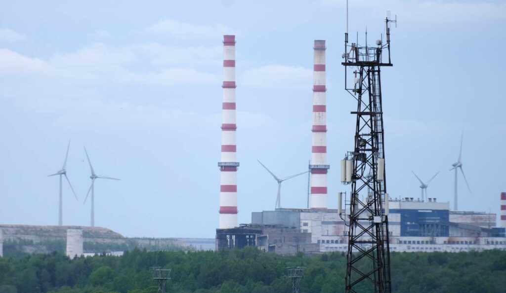 Slanting industry sunset: how fair can the transition be?