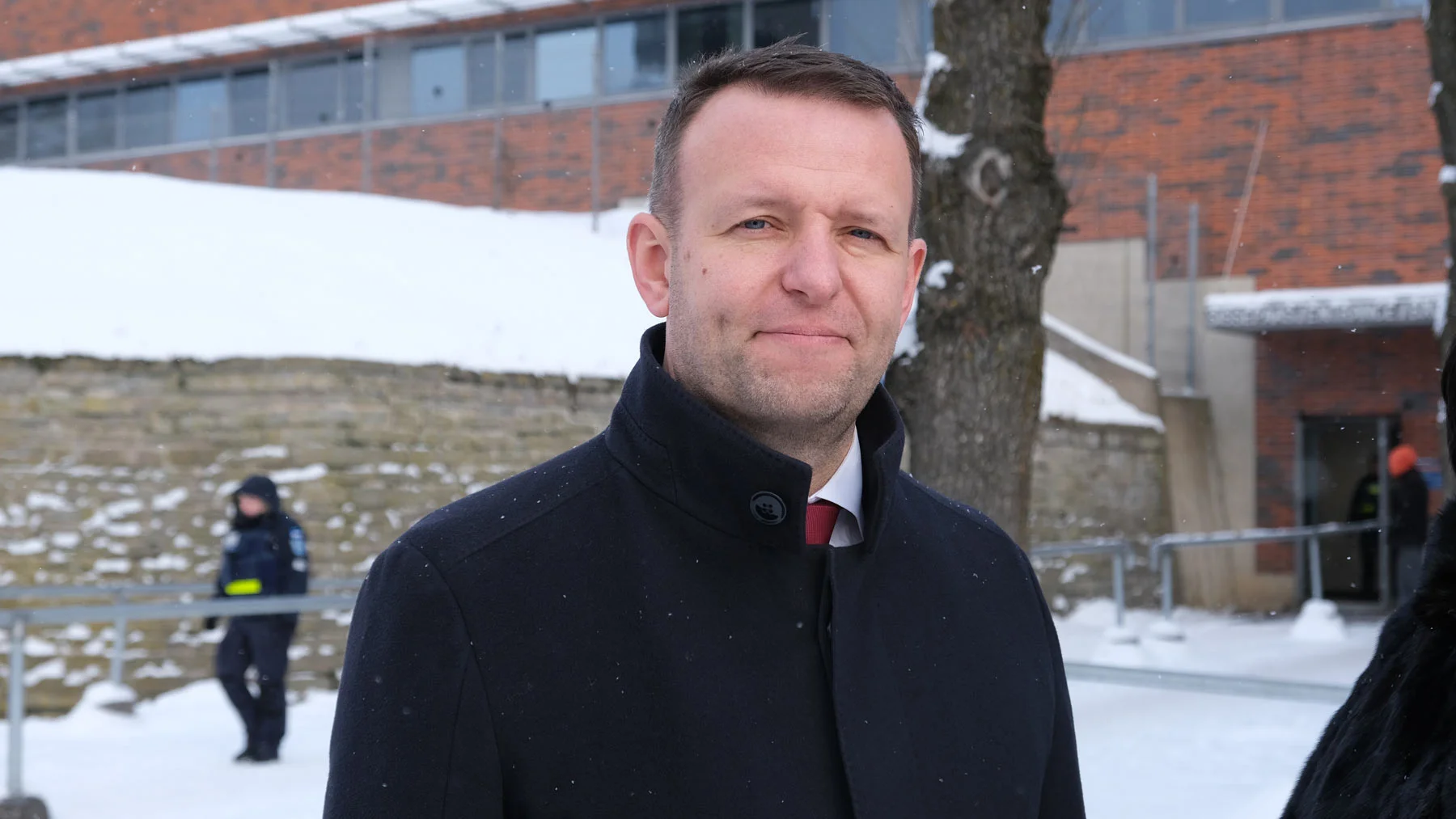 Ляэнеметс: предложение о диалоге с Путиным не принесет Алару Карису второй срок полномочий